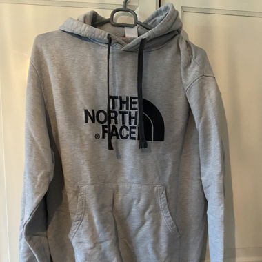 the northface sweater