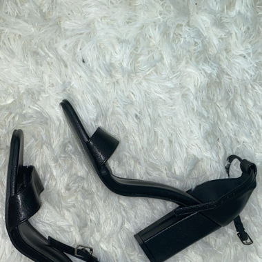Talons noir