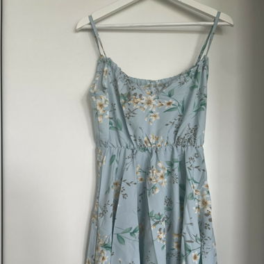 Kleid ungetragen Grösse S