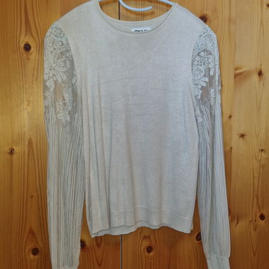 Pull à manches en dentelle