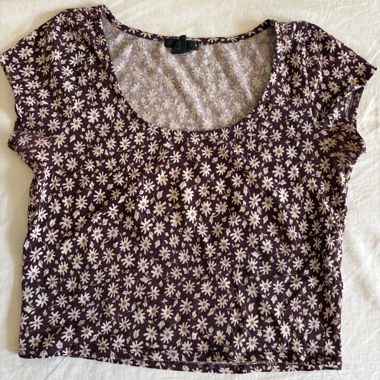 Top corto a fiori