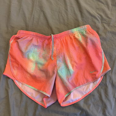 Kurze Sporthose