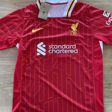Liverpool Salah #11 Trikot, L, mit Etiketten!