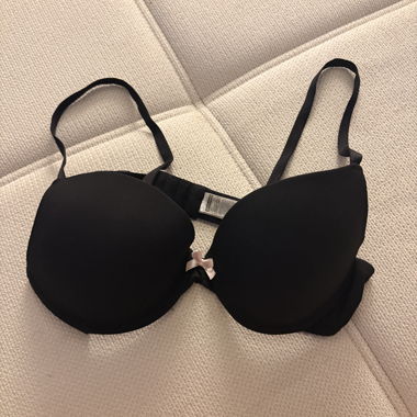 Black bra with bow