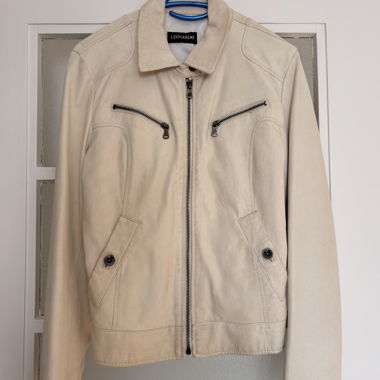 Leonardo Lederjacke beige L fällt kleiner aus