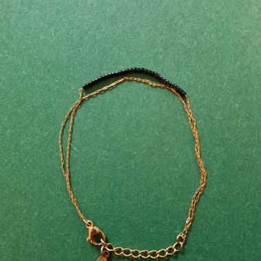 Bracciale a doppia catenella dorata