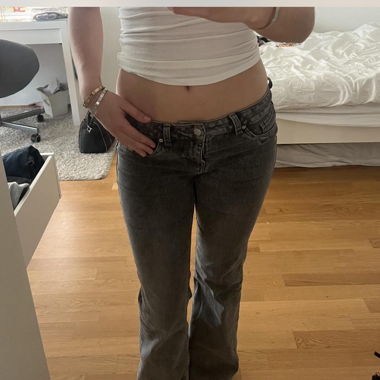 Flared Jeans