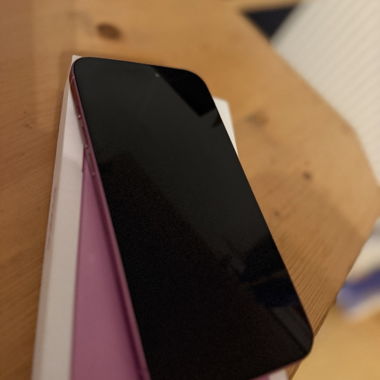iPhone 16 Rose 128 GB