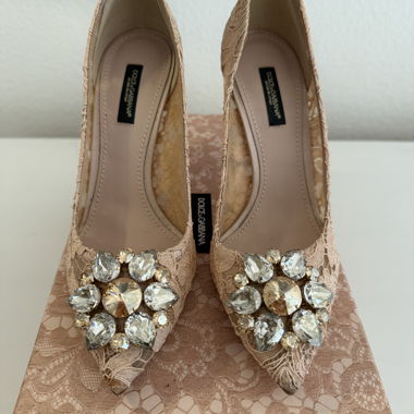 D&G Bellucci Pumps