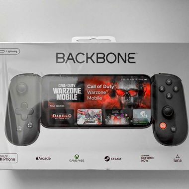 Backbone controller for iPhone Lightning