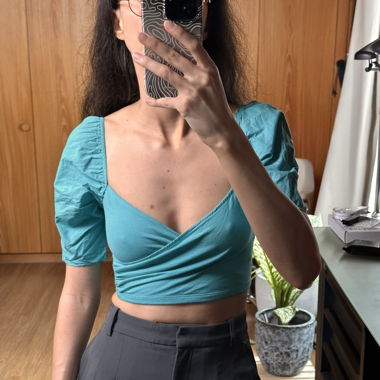 Turquoise crop top 