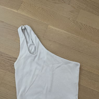 Crop Top mit eim Träger