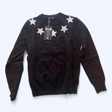 Maglione nero con stelle