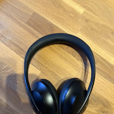 Bose Headphones 700
