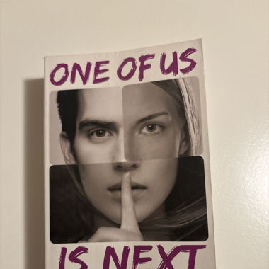 One of us is next - Karen M. McManus