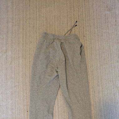 Graue Nike Trainerhose