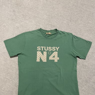 Stüssy shirt