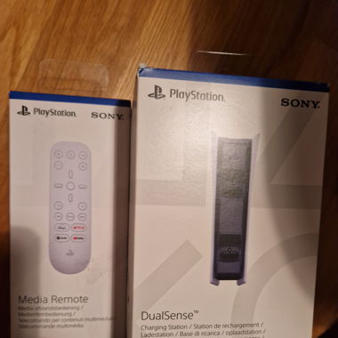 Ps5 ps4 charger und fernbedinung