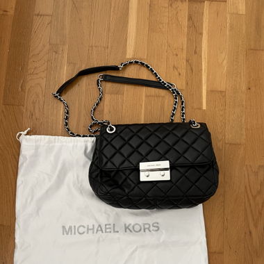 Buckle bag