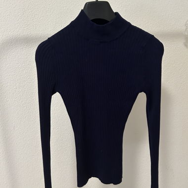Navy pullover