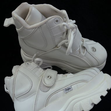 Buffalo Platform Boots white