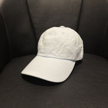 Cappellino HUF azzurro chiaro