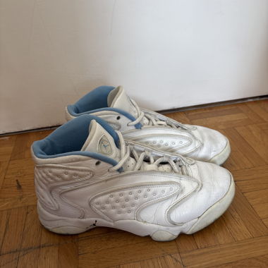 Scarpe da basket bianche