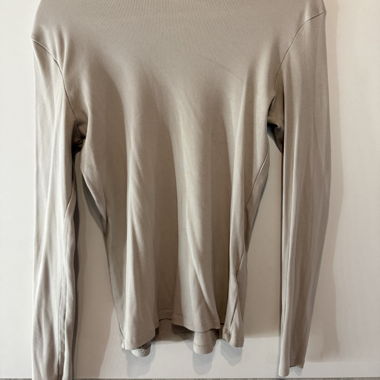 Beiges Rippstrick-Turtle Neck