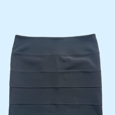 black mini skirt 