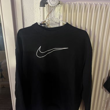 Pull Nike