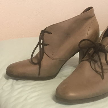 Stiefeletten, Pumps, Absatzschuhe