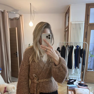 Handknitted cardigan 