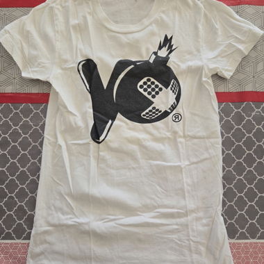 Grafisches weisses T-Shirt