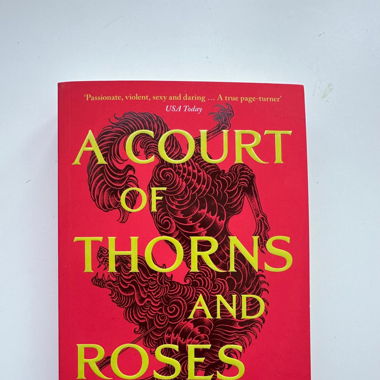 A court of Thorns and roses