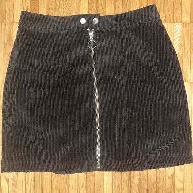 Gonna mini in velluto a coste nero con zip