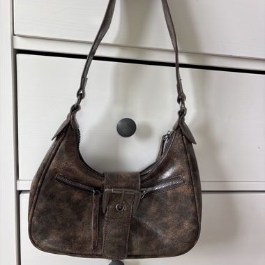 Braune Schultertasche