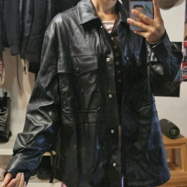 Schwarze Kunstlederjacke Chicoree S