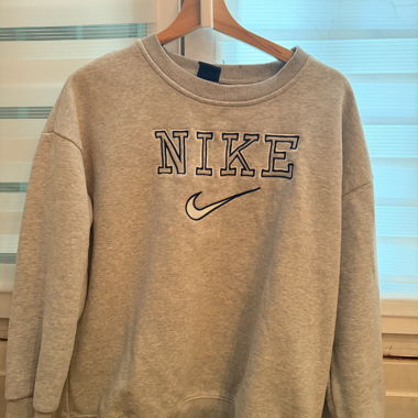 Nike sweatshirt gris