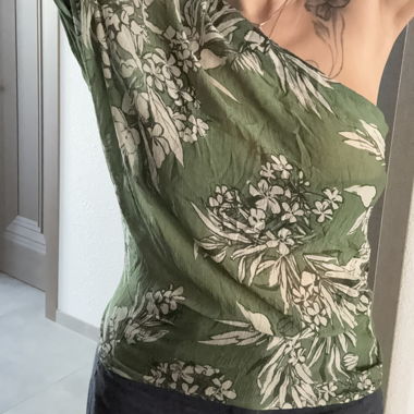 Haut vert fleuri DIEGA taille L