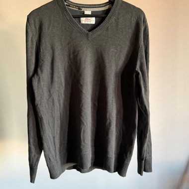 Maglione M