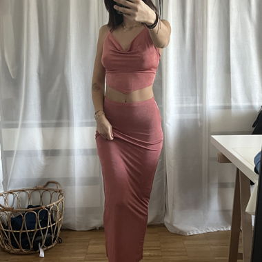 Ensemble jupe longue et top rose