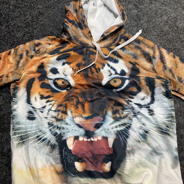 Felpa con cappuccio stampa tigre