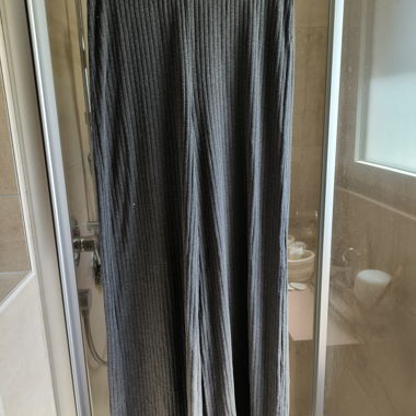 Pantaloni ampi grigi ANNA FIELD