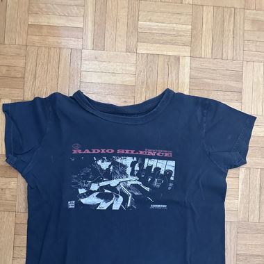 graphic tee