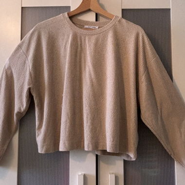 Crop Pulli