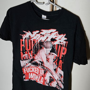 Schwarzes Grafik-T-Shirt