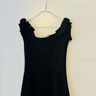 Black dress - knot on shoulders