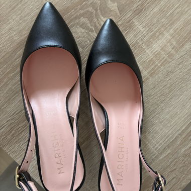 Décolleté slingback neri / kitten heels