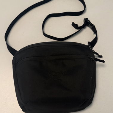 Arc'teryx Shoulder Bag