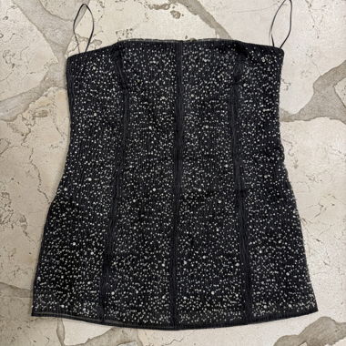 Schwarzes Pailletten-Kleid mit Spaghettitraegern